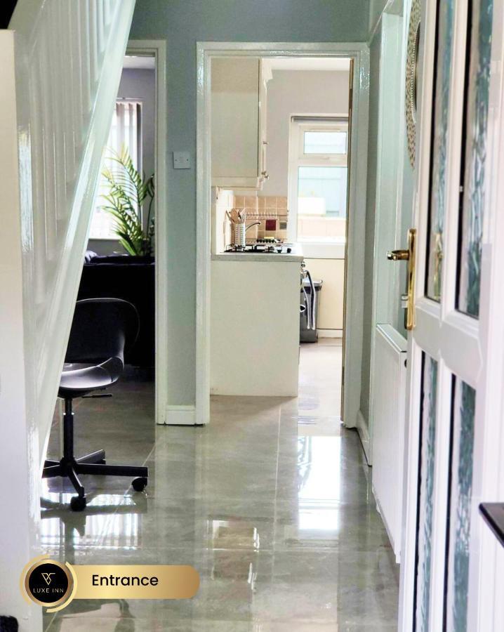 Nr Birmingham City Centre, 5 Bed, Luxe Inn Exteriör bild