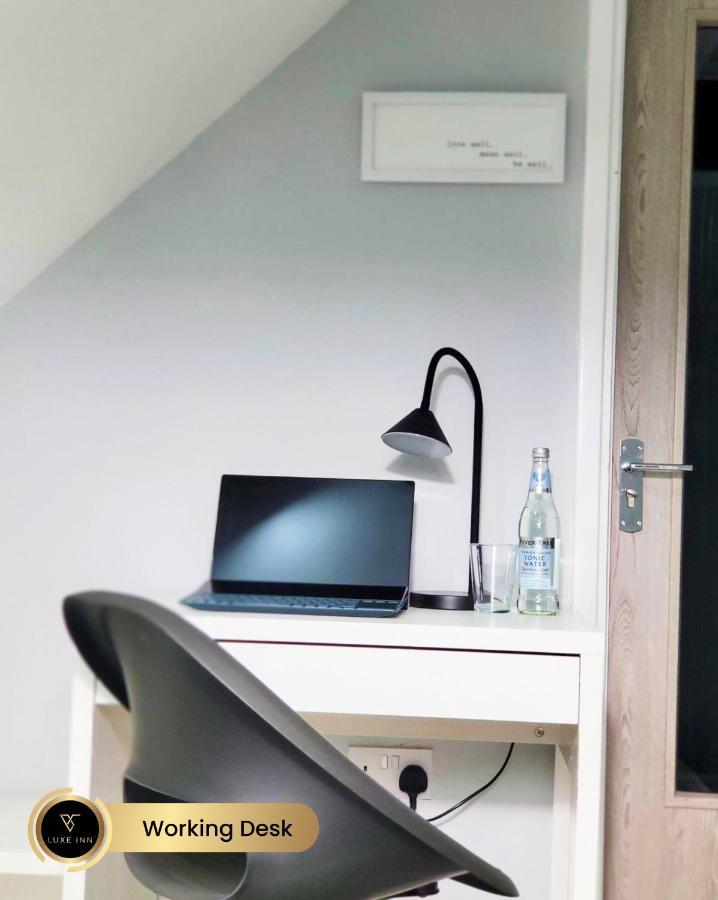 Nr Birmingham City Centre, 5 Bed, Luxe Inn Exteriör bild