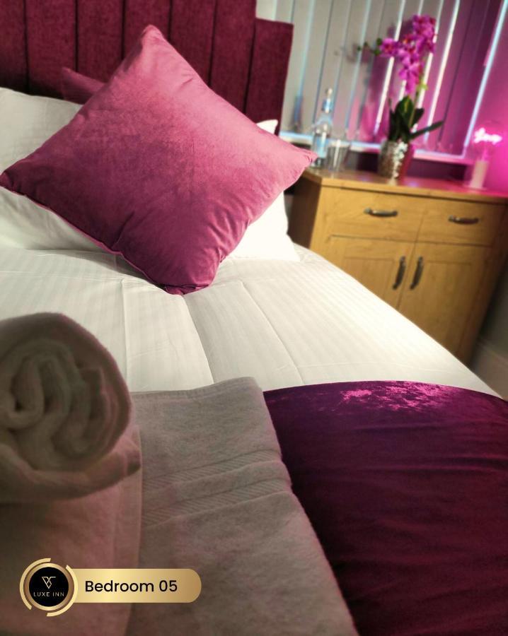 Nr Birmingham City Centre, 5 Bed, Luxe Inn Exteriör bild