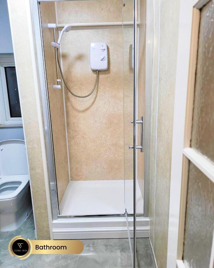 Nr Birmingham City Centre, 5 Bed, Luxe Inn Exteriör bild